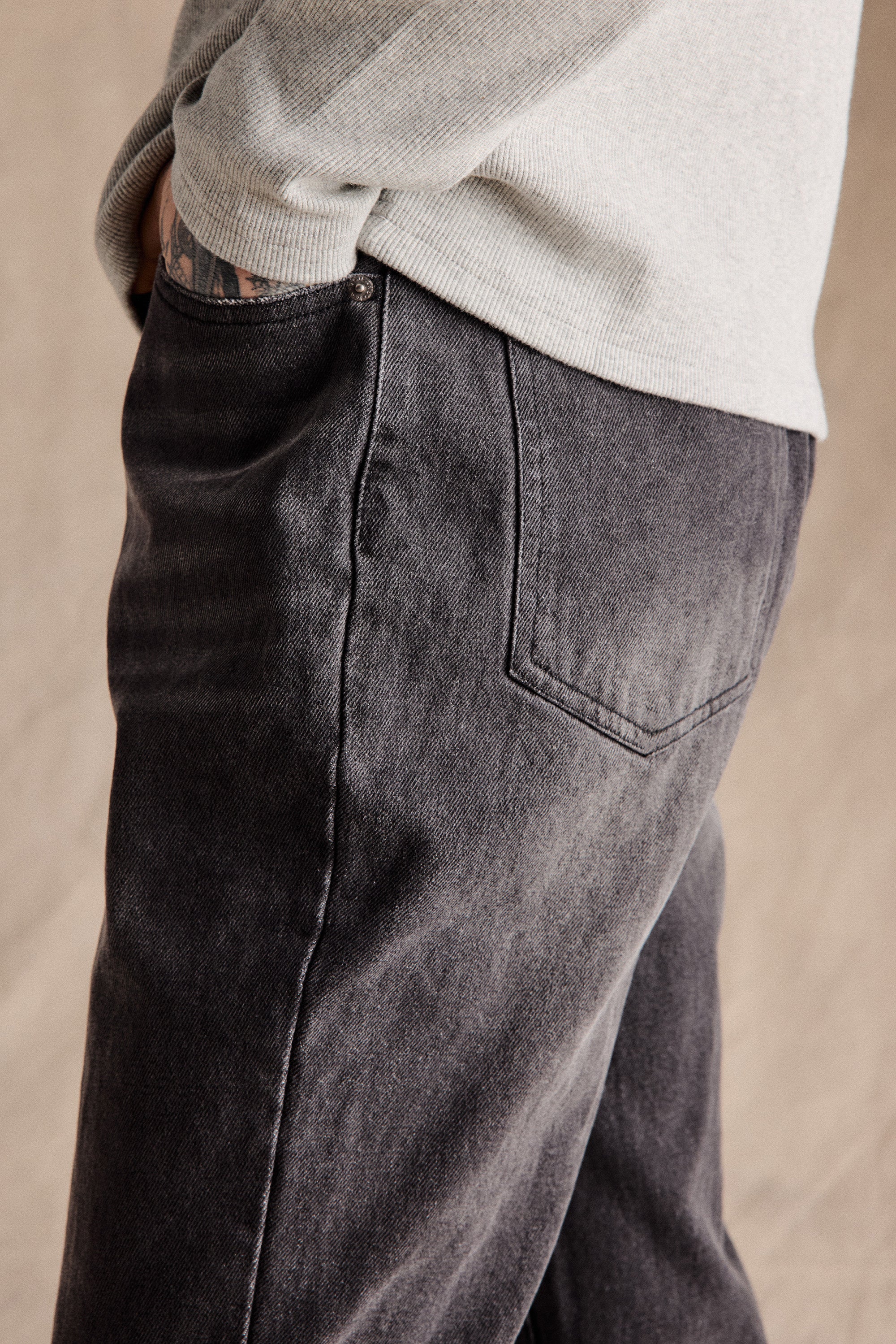 Walker Bootcut Jeans | Charcoal – Anovair