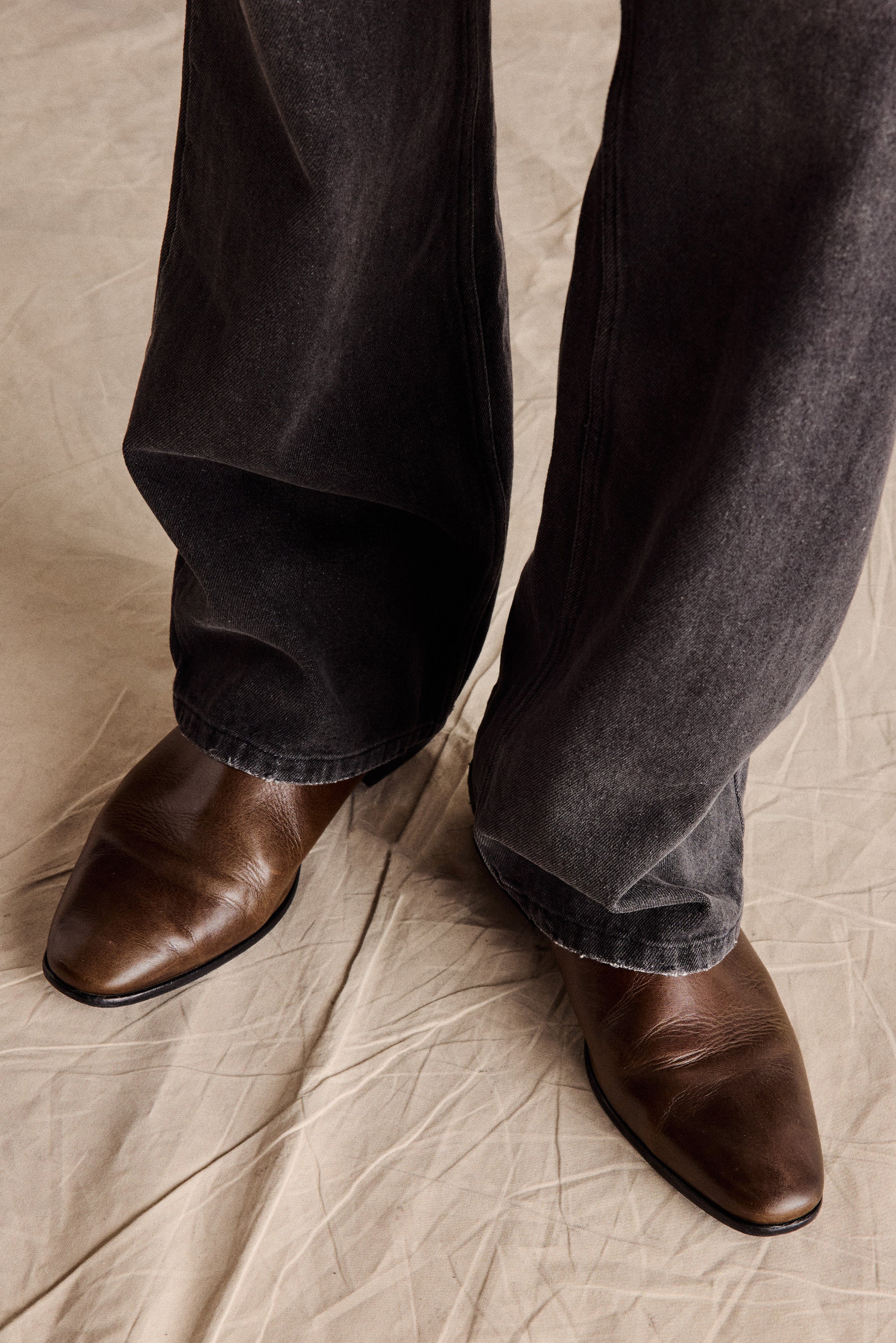Walker Bootcut Jeans | Charcoal – Anovair