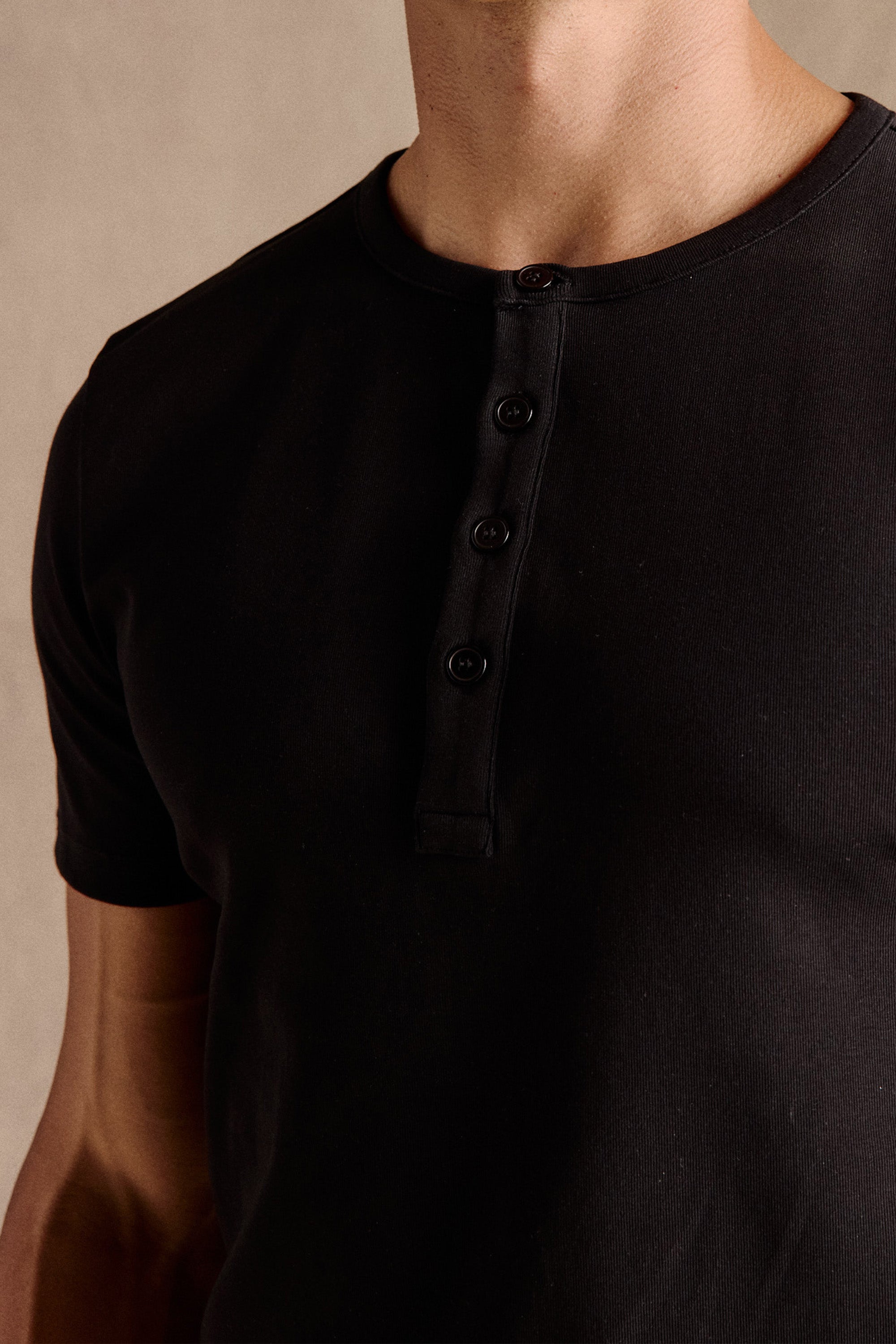 Henley Short Sleeve | Black – Anovair