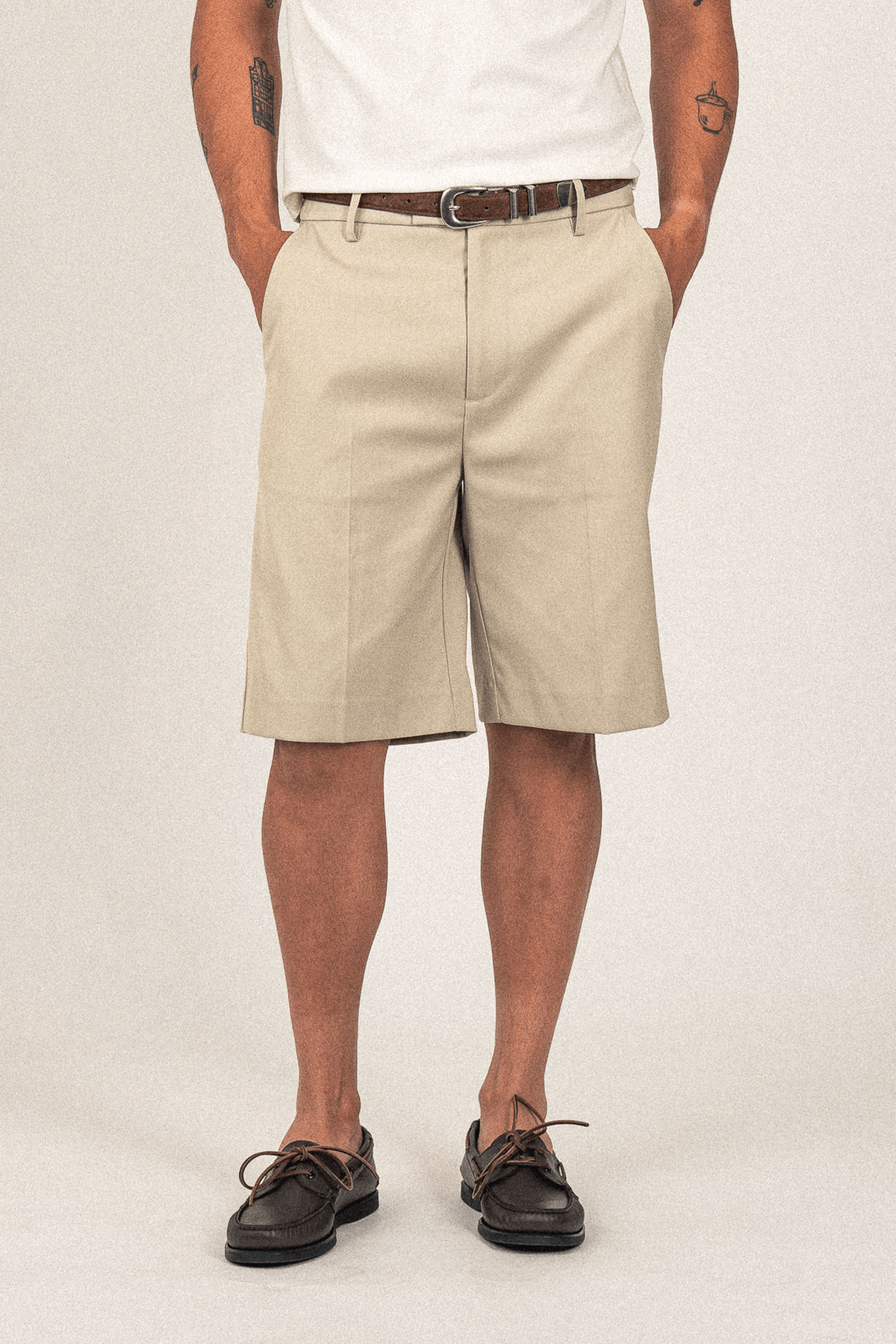 Relaxed Pleated Shorts | Beige - Anovair