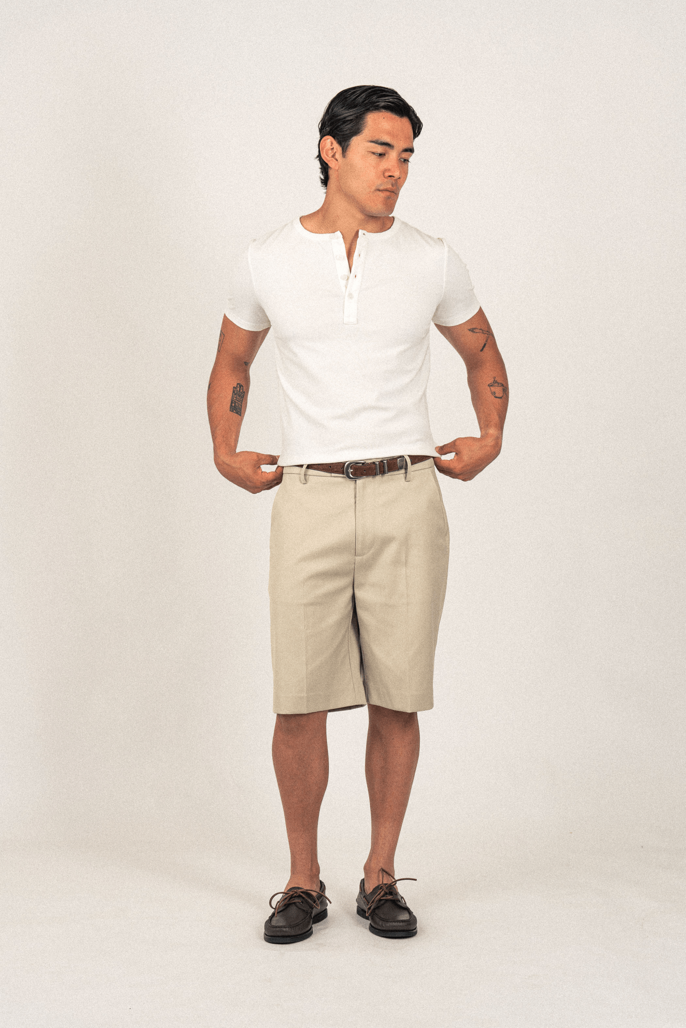 Relaxed Pleated Shorts | Beige - Anovair