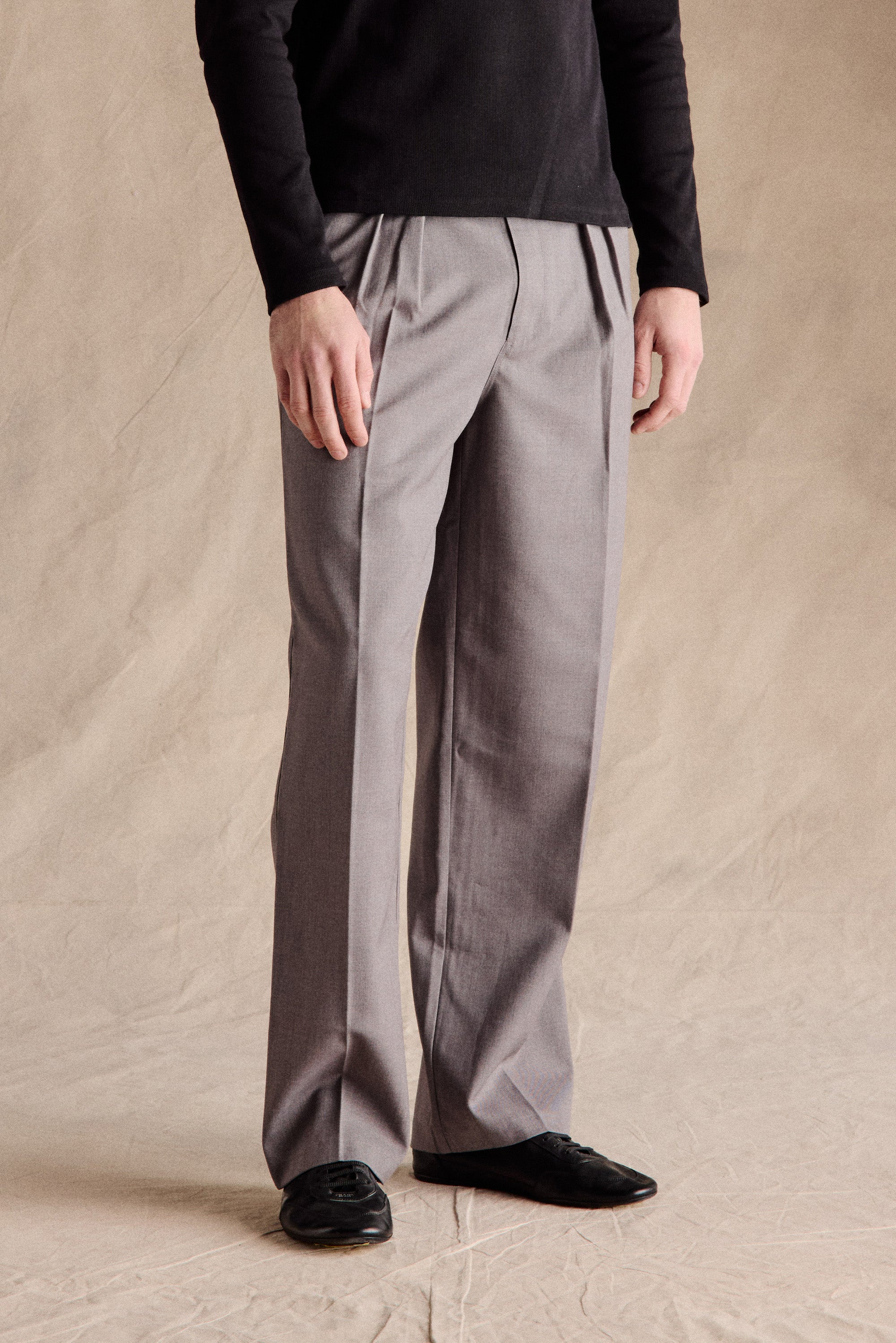 Manhattan Pleated Trousers | Grey – Anovair