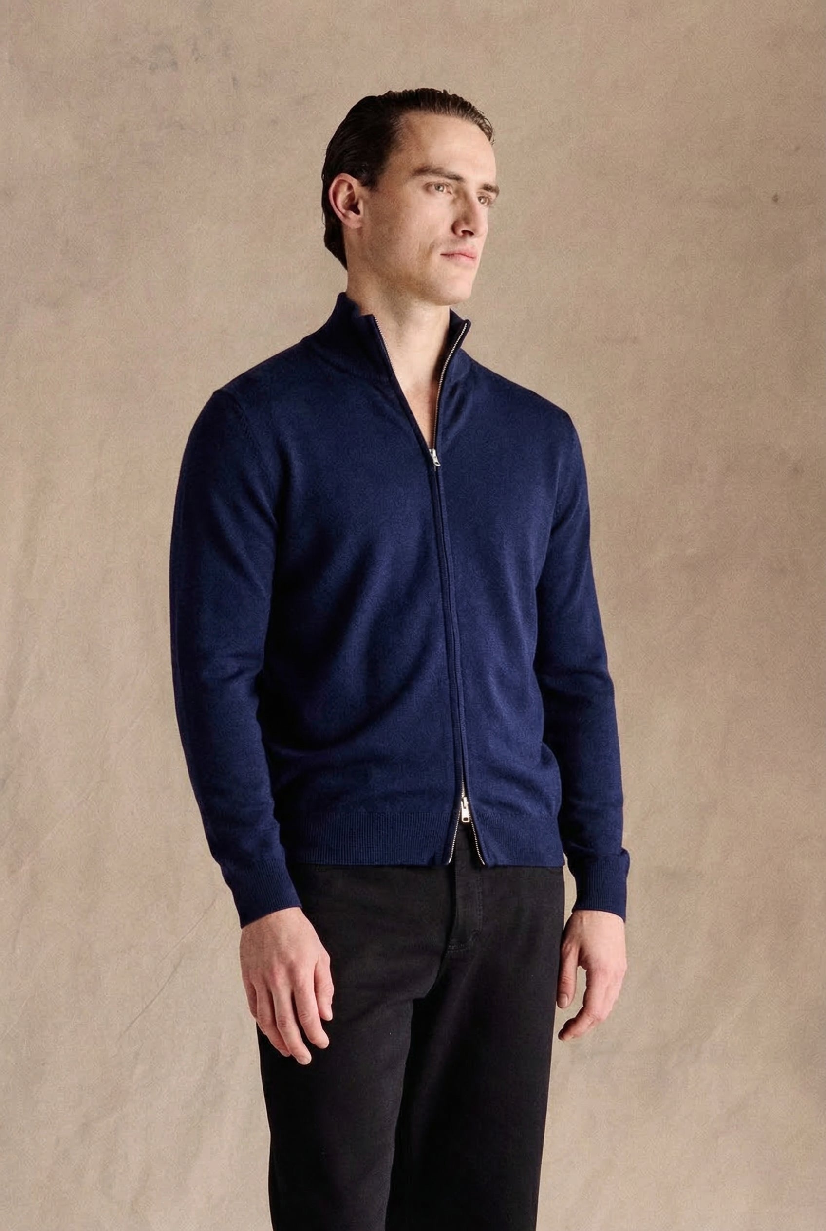 Hawke Slim Zip Vest | Navy – Anovair