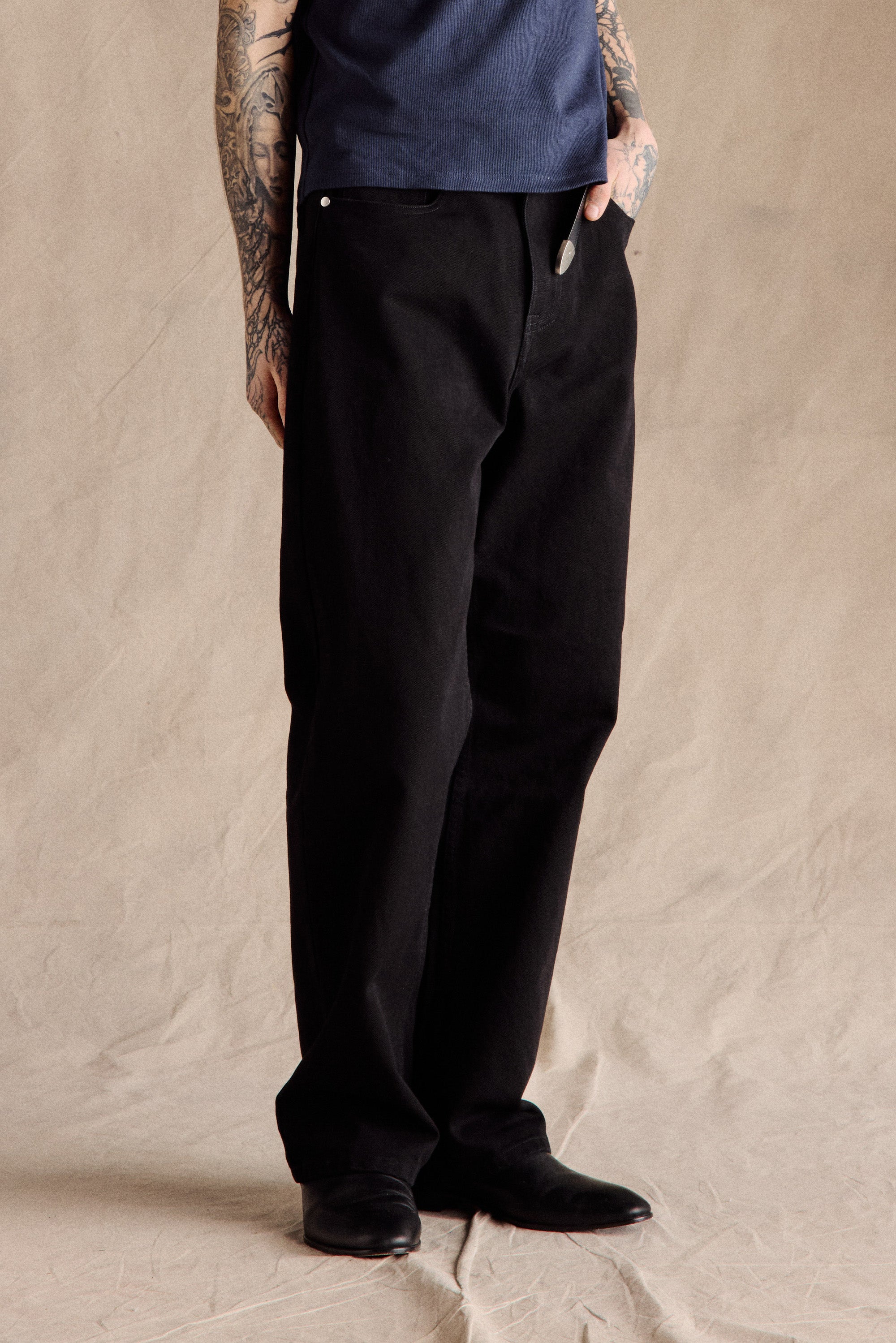 Monroe Straight Jeans | Black – Anovair